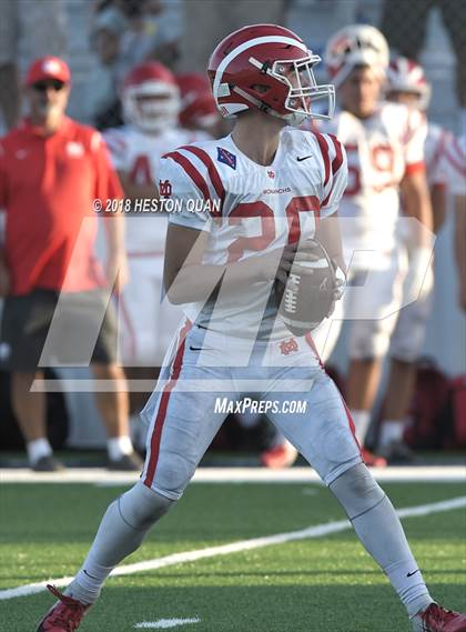 Thumbnail 3 in JV: Mater Dei @ St. John Bosco photogallery.