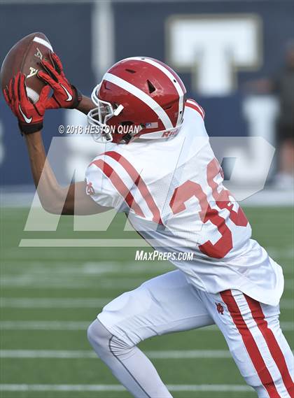 Thumbnail 1 in JV: Mater Dei @ St. John Bosco photogallery.