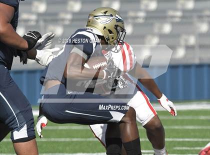 Thumbnail 3 in JV: Mater Dei @ St. John Bosco photogallery.