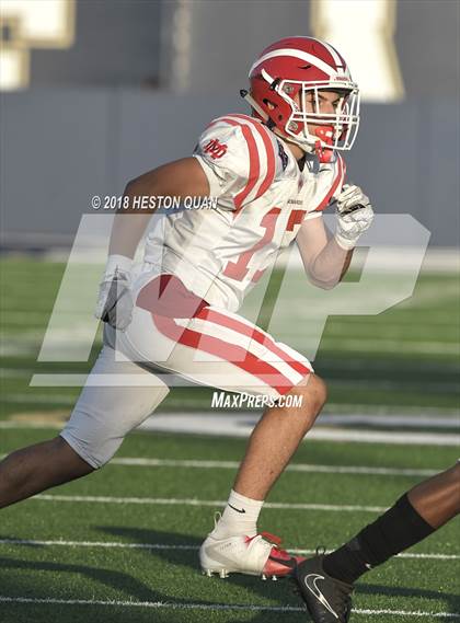 Thumbnail 3 in JV: Mater Dei @ St. John Bosco photogallery.