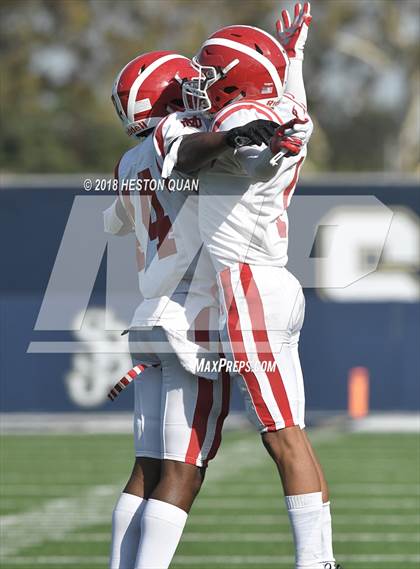 Thumbnail 3 in JV: Mater Dei @ St. John Bosco photogallery.
