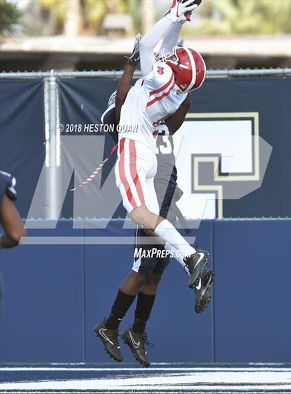 Thumbnail 3 in JV: Mater Dei @ St. John Bosco photogallery.