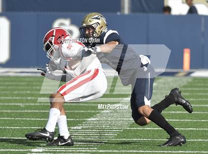 Thumbnail 2 in JV: Mater Dei @ St. John Bosco photogallery.