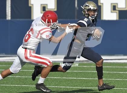 Thumbnail 3 in JV: Mater Dei @ St. John Bosco photogallery.