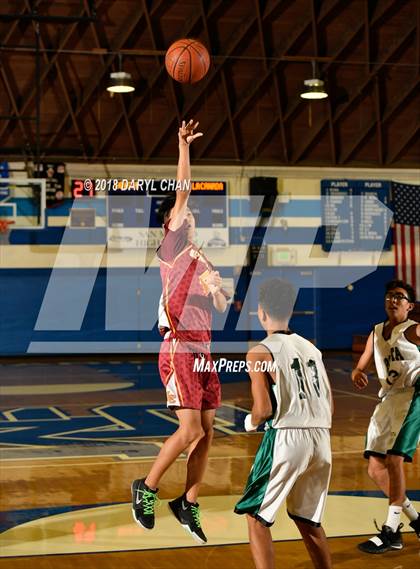 Thumbnail 3 in La Canada vs Bonita (San Marino Tournament) photogallery.