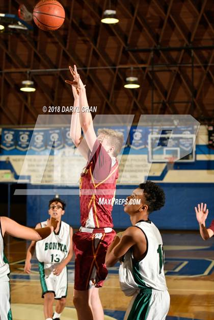 Thumbnail 3 in La Canada vs Bonita (San Marino Tournament) photogallery.