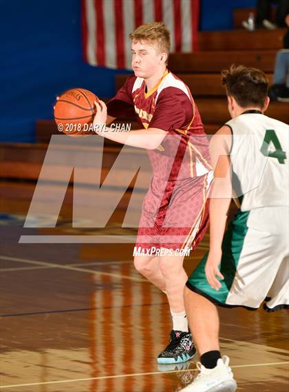 Thumbnail 3 in La Canada vs Bonita (San Marino Tournament) photogallery.