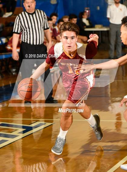 Thumbnail 2 in La Canada vs Bonita (San Marino Tournament) photogallery.