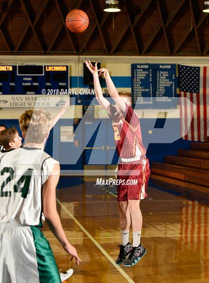 Thumbnail 2 in La Canada vs Bonita (San Marino Tournament) photogallery.