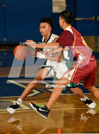 Thumbnail 1 in La Canada vs Bonita (San Marino Tournament) photogallery.