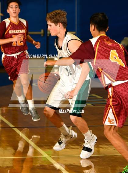 Thumbnail 2 in La Canada vs Bonita (San Marino Tournament) photogallery.