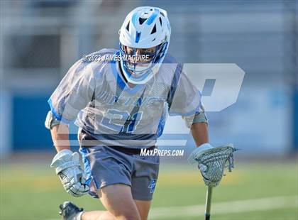Thumbnail 3 in Farmingdale vs. Port Washington (Section VIII Class A Championship) photogallery.