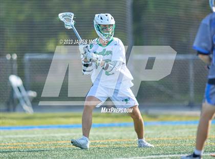 Thumbnail 3 in Farmingdale vs. Port Washington (Section VIII Class A Championship) photogallery.