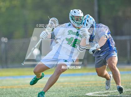 Thumbnail 3 in Farmingdale vs. Port Washington (Section VIII Class A Championship) photogallery.