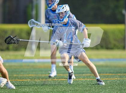 Thumbnail 1 in Farmingdale vs. Port Washington (Section VIII Class A Championship) photogallery.