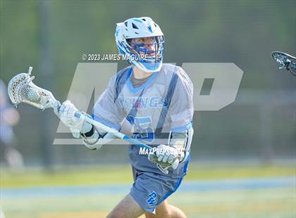 Thumbnail 3 in Farmingdale vs. Port Washington (Section VIII Class A Championship) photogallery.