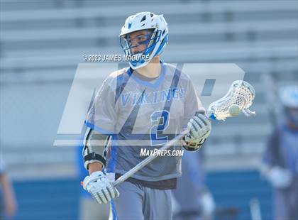 Thumbnail 3 in Farmingdale vs. Port Washington (Section VIII Class A Championship) photogallery.