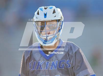 Thumbnail 1 in Farmingdale vs. Port Washington (Section VIII Class A Championship) photogallery.