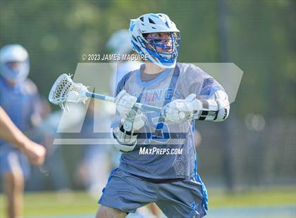 Thumbnail 2 in Farmingdale vs. Port Washington (Section VIII Class A Championship) photogallery.