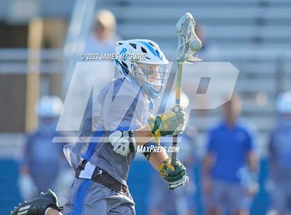 Thumbnail 2 in Farmingdale vs. Port Washington (Section VIII Class A Championship) photogallery.