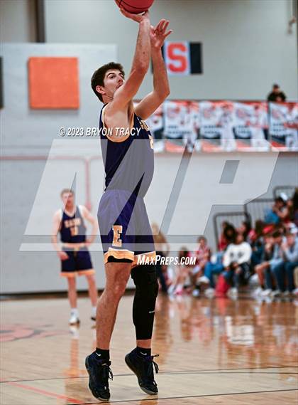 Thumbnail 3 in Eads vs. Greeley County photogallery.