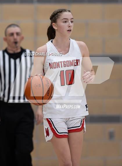 Thumbnail 3 in Carondelet vs. Montgomery (Windsor Holiday Classic) photogallery.