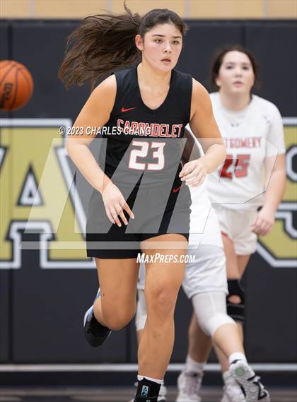 Thumbnail 2 in Carondelet vs. Montgomery (Windsor Holiday Classic) photogallery.