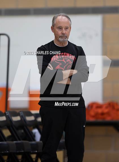 Thumbnail 2 in Carondelet vs. Montgomery (Windsor Holiday Classic) photogallery.