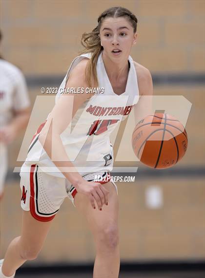 Thumbnail 3 in Carondelet vs. Montgomery (Windsor Holiday Classic) photogallery.