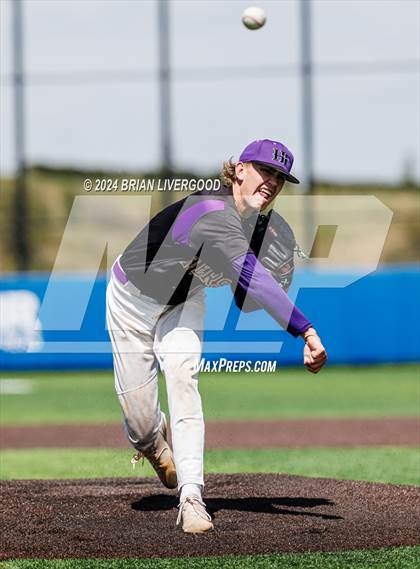 Thumbnail 3 in Holy Family vs. Falcon (CHSAA 4A Semifinal) photogallery.