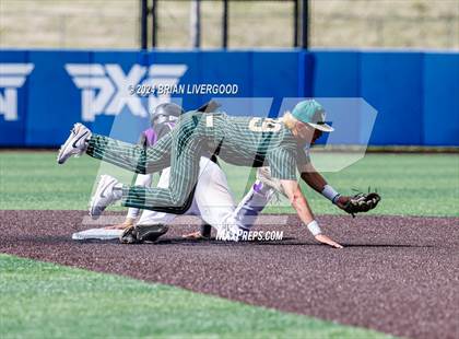 Thumbnail 2 in Holy Family vs. Falcon (CHSAA 4A Semifinal) photogallery.