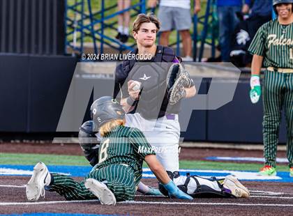Thumbnail 2 in Holy Family vs. Falcon (CHSAA 4A Semifinal) photogallery.