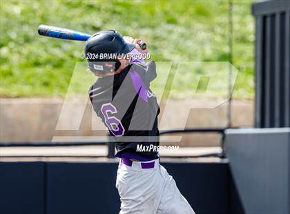 Thumbnail 2 in Holy Family vs. Falcon (CHSAA 4A Semifinal) photogallery.