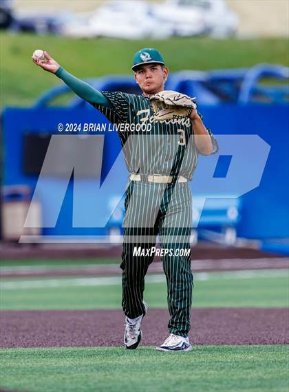 Thumbnail 2 in Holy Family vs. Falcon (CHSAA 4A Semifinal) photogallery.
