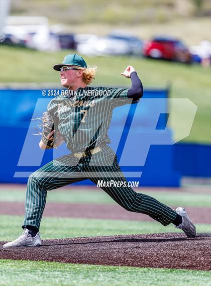 Thumbnail 3 in Holy Family vs. Falcon (CHSAA 4A Semifinal) photogallery.
