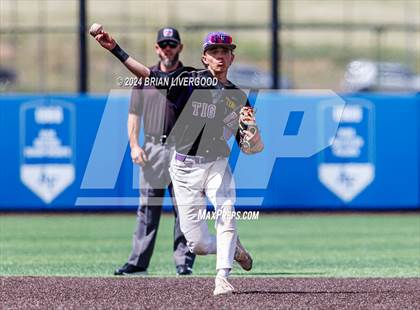 Thumbnail 1 in Holy Family vs. Falcon (CHSAA 4A Semifinal) photogallery.
