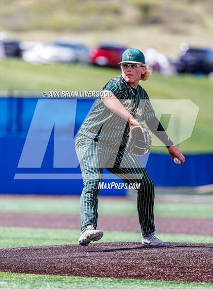 Thumbnail 3 in Holy Family vs. Falcon (CHSAA 4A Semifinal) photogallery.