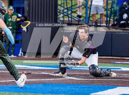 Thumbnail 3 in Holy Family vs. Falcon (CHSAA 4A Semifinal) photogallery.