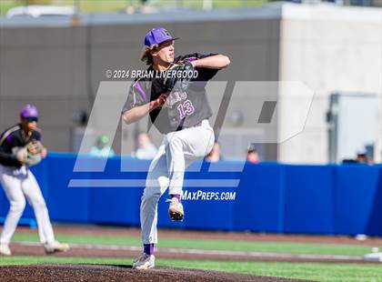Thumbnail 3 in Holy Family vs. Falcon (CHSAA 4A Semifinal) photogallery.