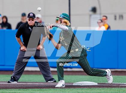 Thumbnail 3 in Holy Family vs. Falcon (CHSAA 4A Semifinal) photogallery.