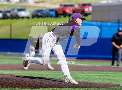 Thumbnail 3 in Holy Family vs. Falcon (CHSAA 4A Semifinal) photogallery.