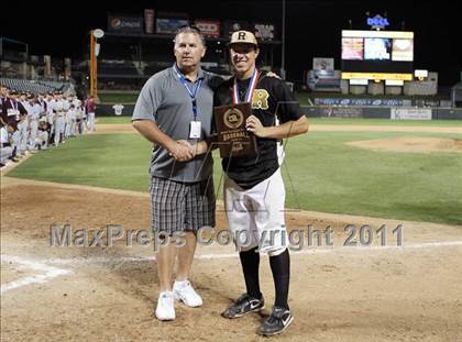 Thumbnail 1 in Rider vs Calallen (UIL 4A State Final) photogallery.