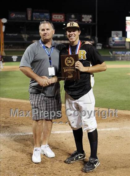 Thumbnail 1 in Rider vs Calallen (UIL 4A State Final) photogallery.