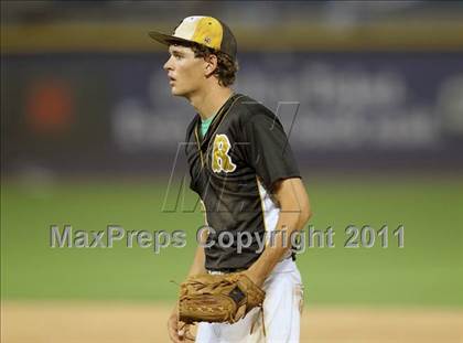 Thumbnail 1 in Rider vs Calallen (UIL 4A State Final) photogallery.