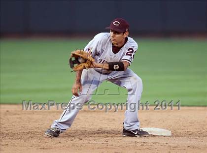 Thumbnail 2 in Rider vs Calallen (UIL 4A State Final) photogallery.