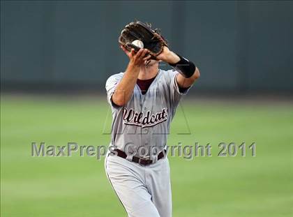 Thumbnail 2 in Rider vs Calallen (UIL 4A State Final) photogallery.