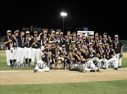 Thumbnail 1 in Rider vs Calallen (UIL 4A State Final) photogallery.