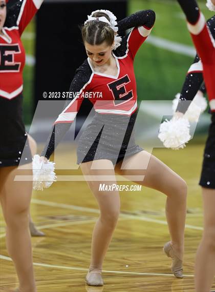 Thumbnail 3 in Elizabeth CHSAA Spirit Poms photogallery.