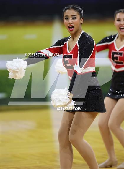 Thumbnail 3 in Elizabeth CHSAA Spirit Poms photogallery.