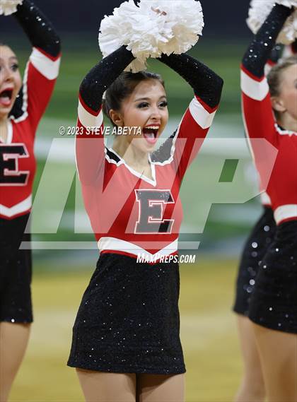 Thumbnail 3 in Elizabeth CHSAA Spirit Poms photogallery.